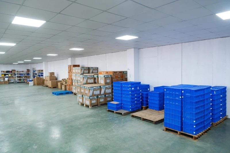 3 x 360° built-in lithium battery red laser level